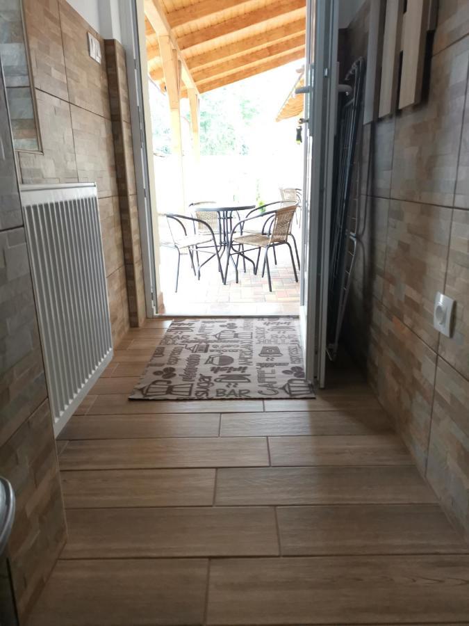 Lili Apartman Harkány Exterior foto