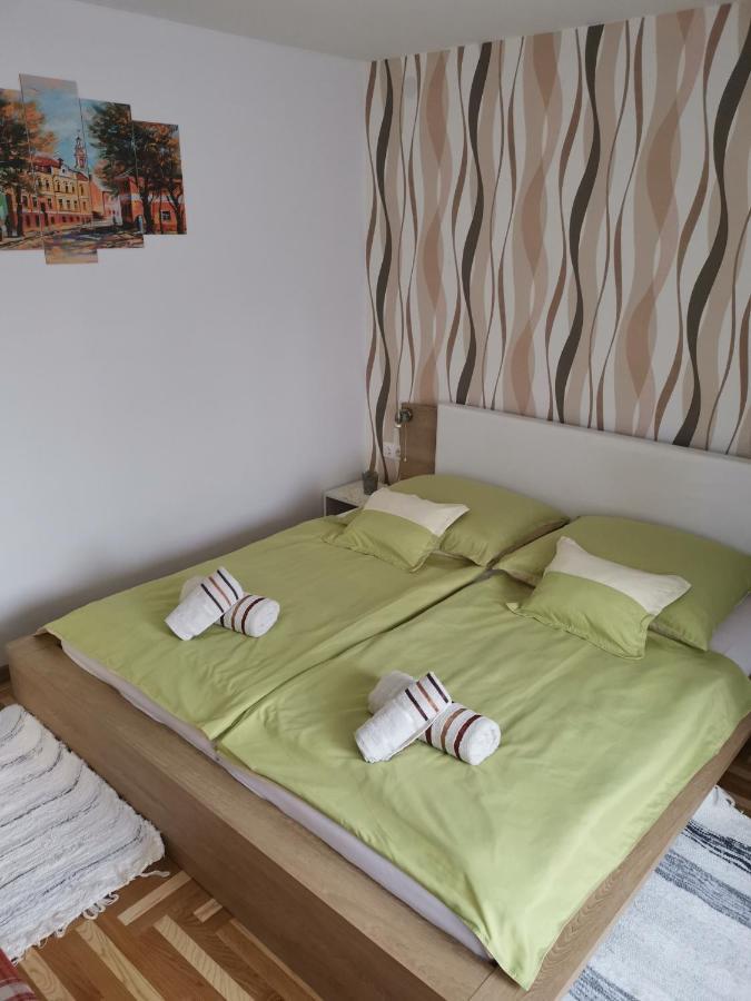 Lili Apartman Harkány Exterior foto