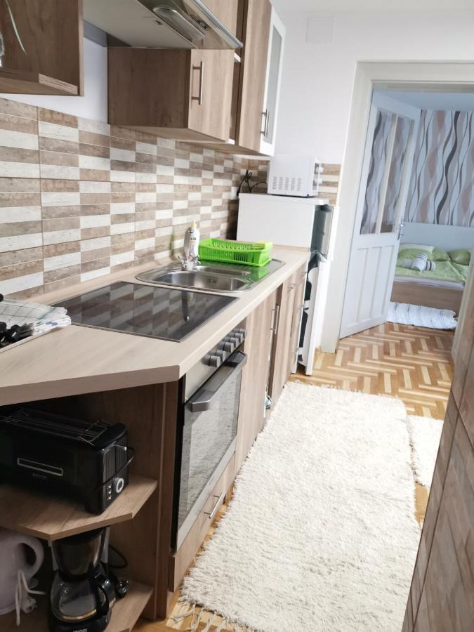 Lili Apartman Harkány Exterior foto